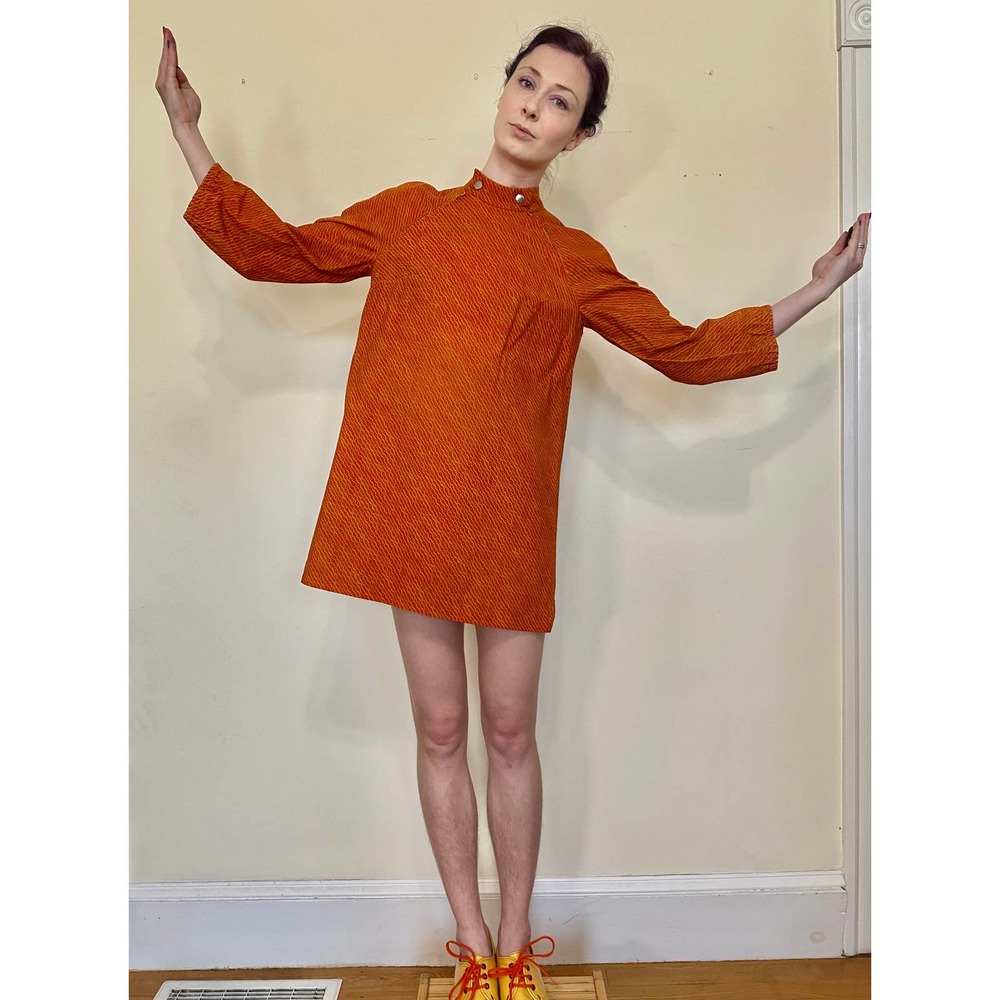 SOLD 1968 Orange Squiggle Marimekko Zipper Mini - Picture 5 of 11